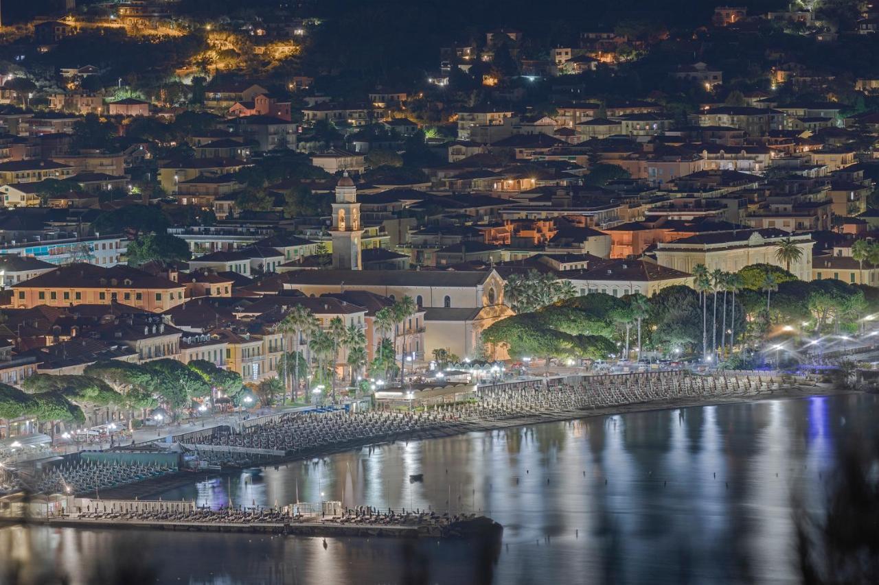 Un Posto Al Sole Villa Diano San Pietro ภายนอก รูปภาพ