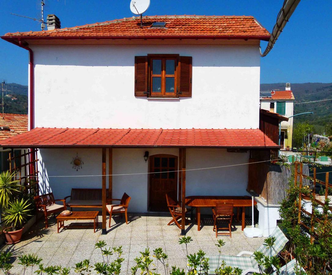 Un Posto Al Sole Villa Diano San Pietro ภายนอก รูปภาพ